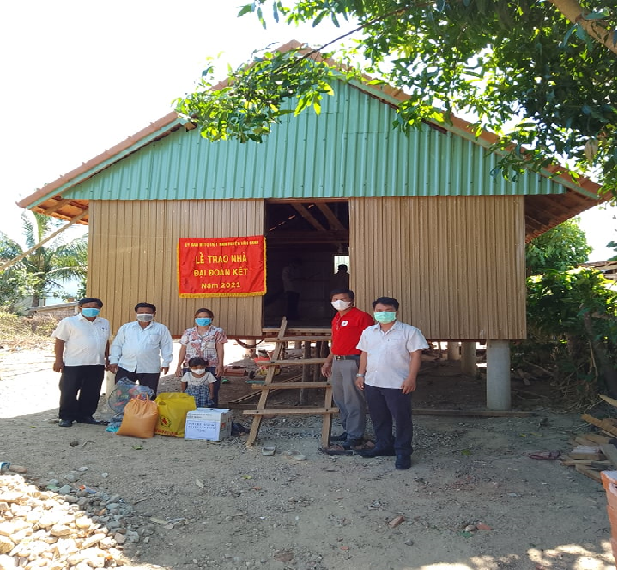 Nghiệm thu và bàn giao nhà ĐĐK tại xã Canh Hòa, huyện Vân Canh