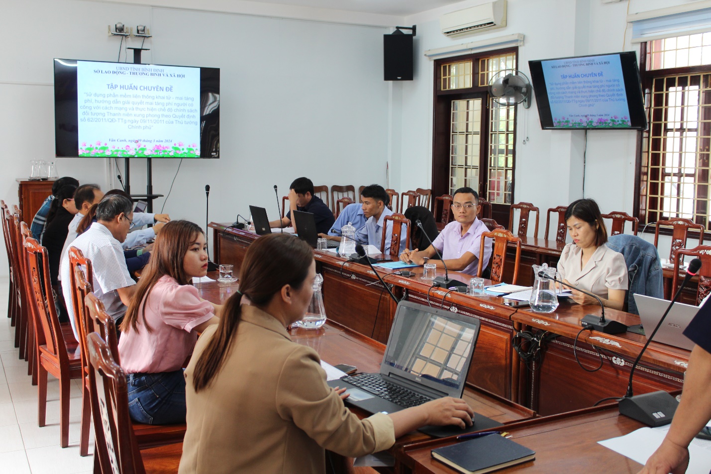 Hội nghị tập huấn, hướng dẫn sử dụng phần mềm liên thông khai tử - mai táng phí, và hướng dẫn giải quyết mai táng phí người có công với cách mạng